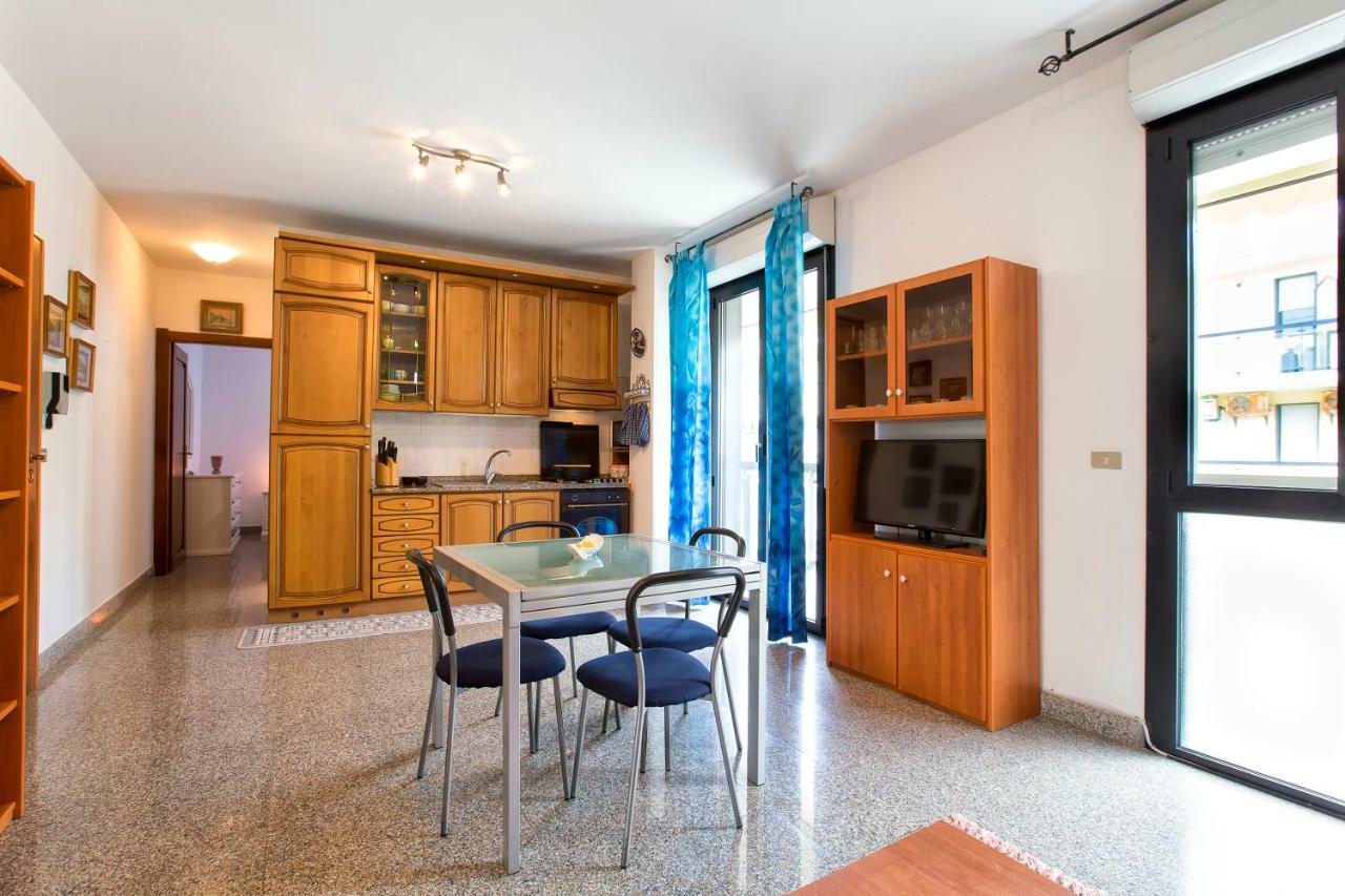 A Due Passi Dal Lido Apartment Alghero Ngoại thất bức ảnh